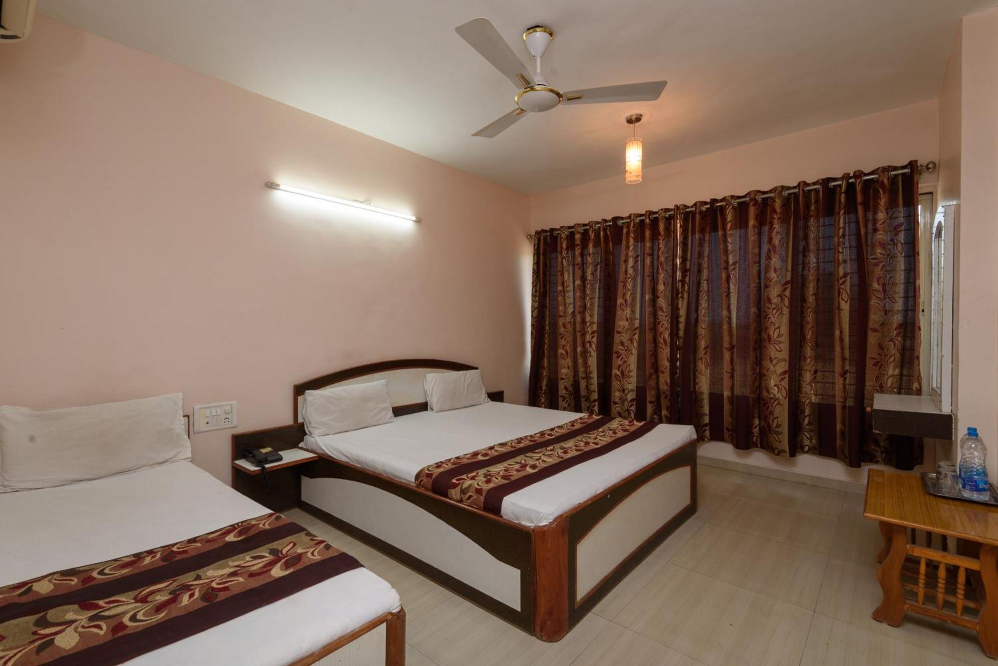 Hotel Sai Shraddha Shirdi Exterior foto