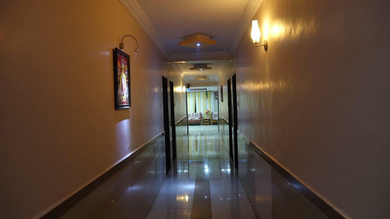 Hotel Sai Shraddha Shirdi Exterior foto