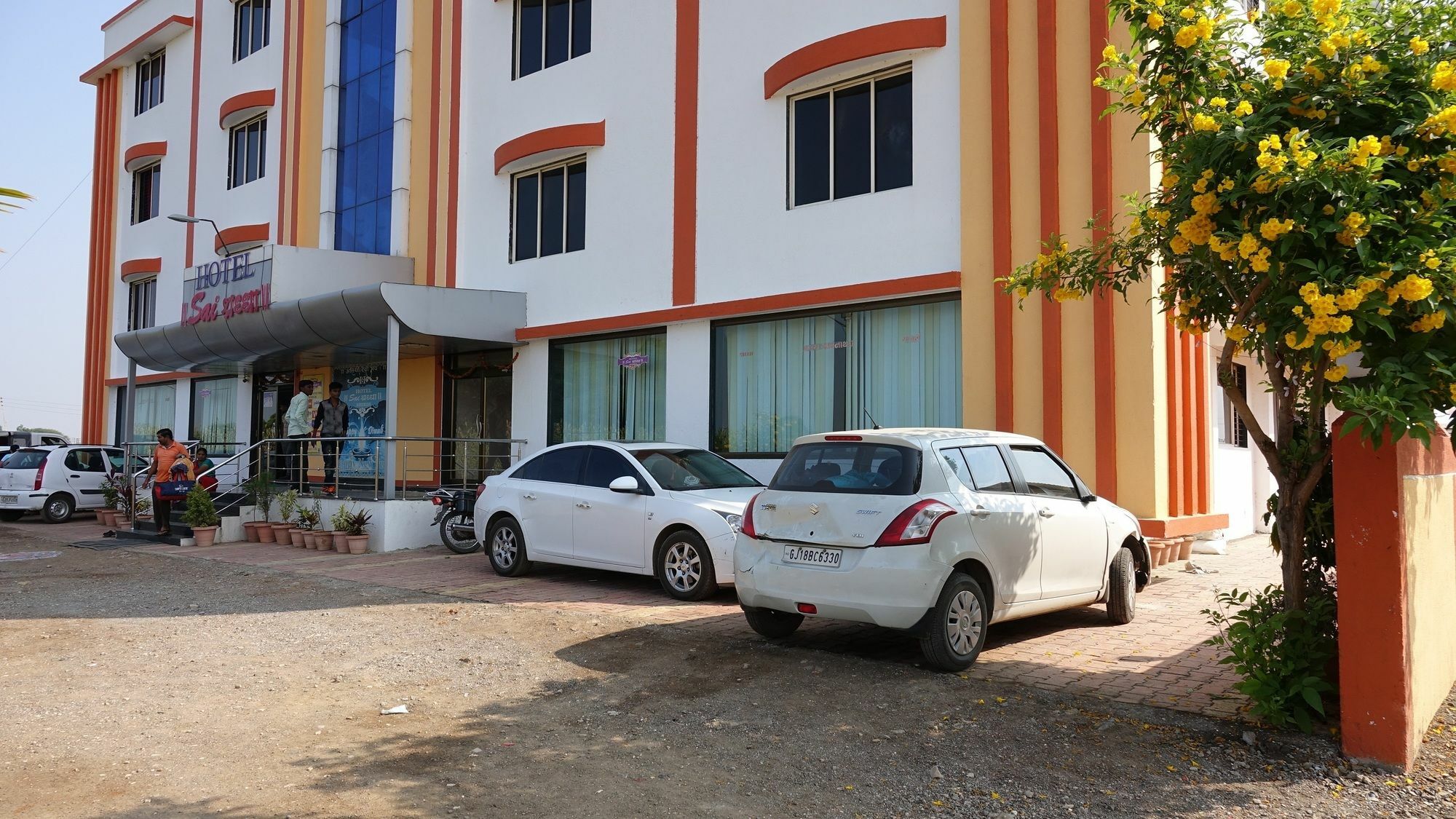 Hotel Sai Shraddha Shirdi Exterior foto